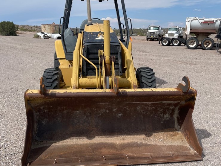 caterpillar-416d-image-3
