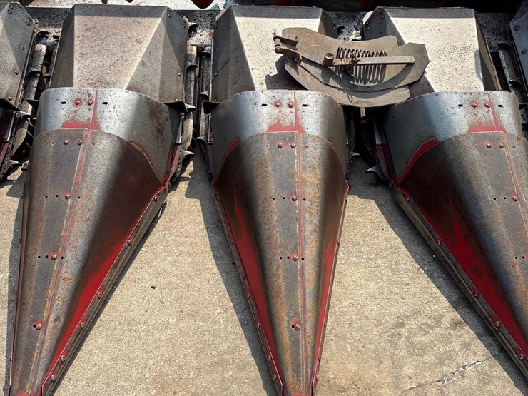 case-ih-1063-image-8