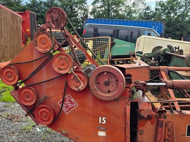 internatinal-435i-square-baler-image-14