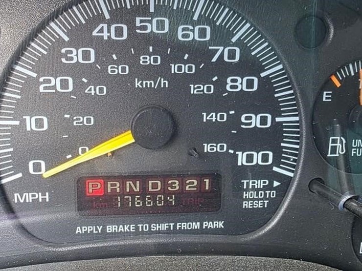 2001-chevrolet-express-3500-image-57