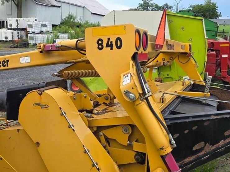 2003-vermeer-mc840-image-11