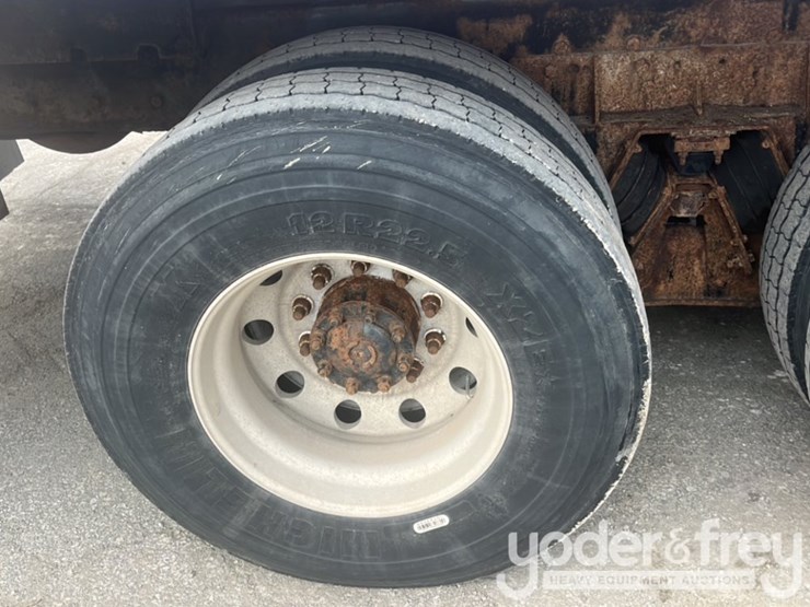 2000-sterling-lt9500-image-15