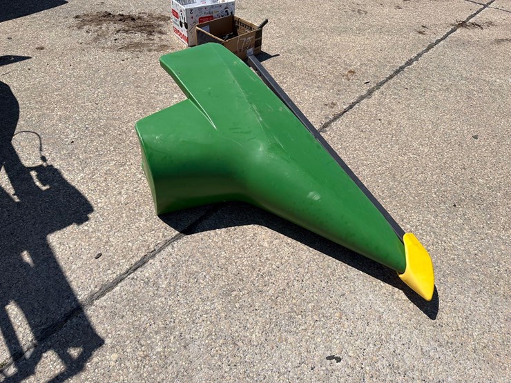 john-deere-630f-image-33