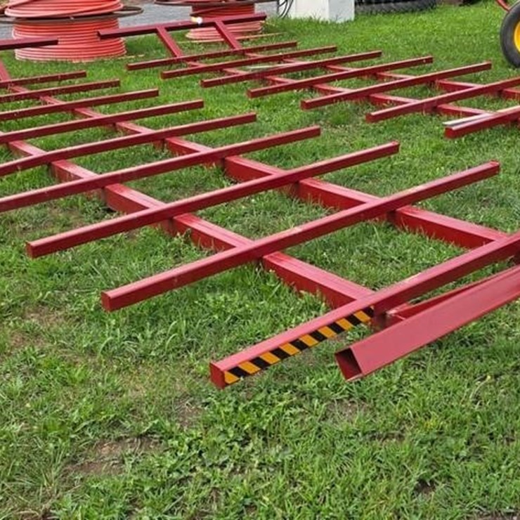 NEW BALE CARRIER