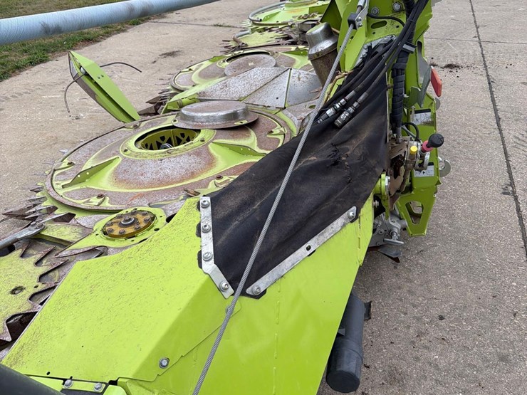 2019-claas-orbis-750-image-30
