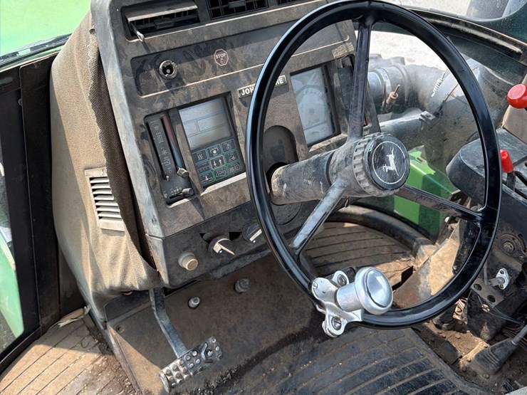 john-deere-8560-image-51