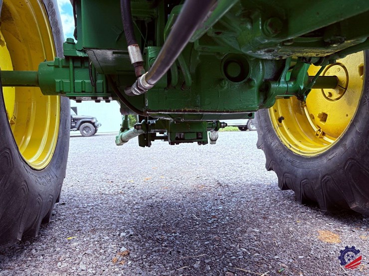 john-deere-2840-image-32