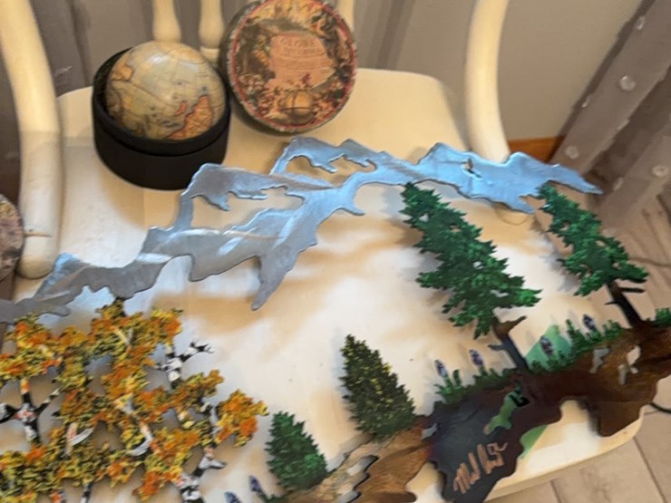 special-art-piece,-made-from-metal,-laser-cut,-also-note-includes-miniature-globe-image-10