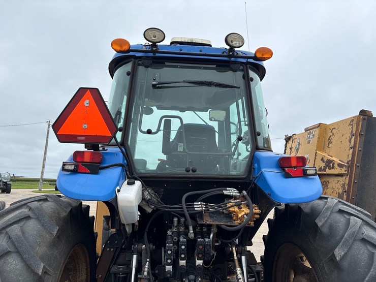 new-holland-ts6.125-image-15