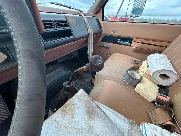 1990-chevrolet-c70-image-58