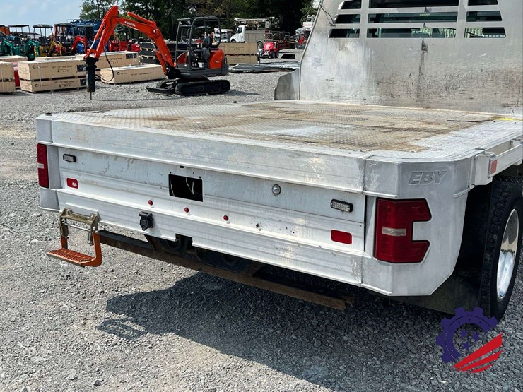 2017-ford-f550-xl-image-27