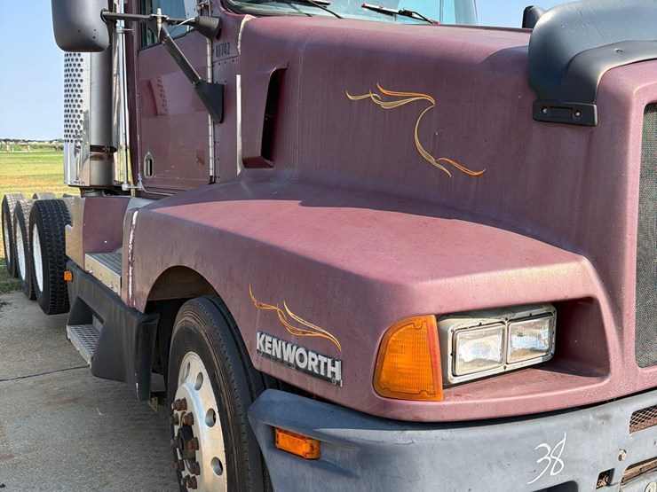 1993-kenworth-t600-image-20