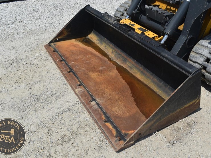 2024-deere-333g-image-45