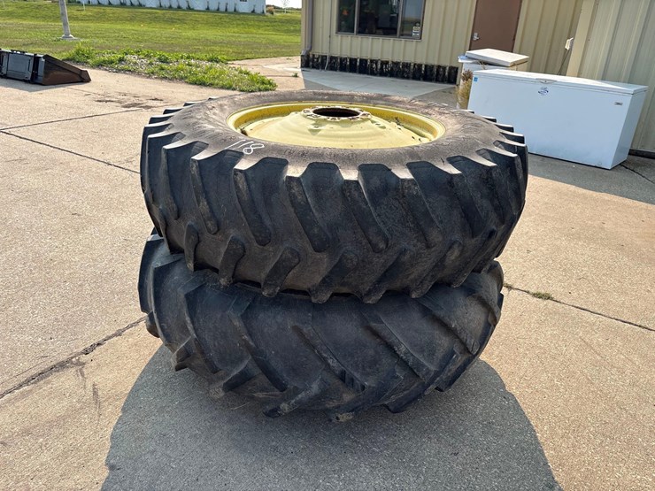john-deere-a-image-2