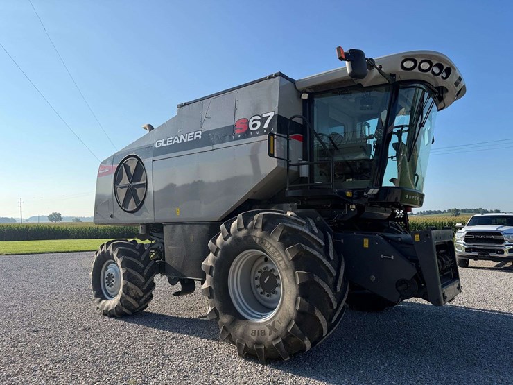 2013-gleaner-s67-image-6