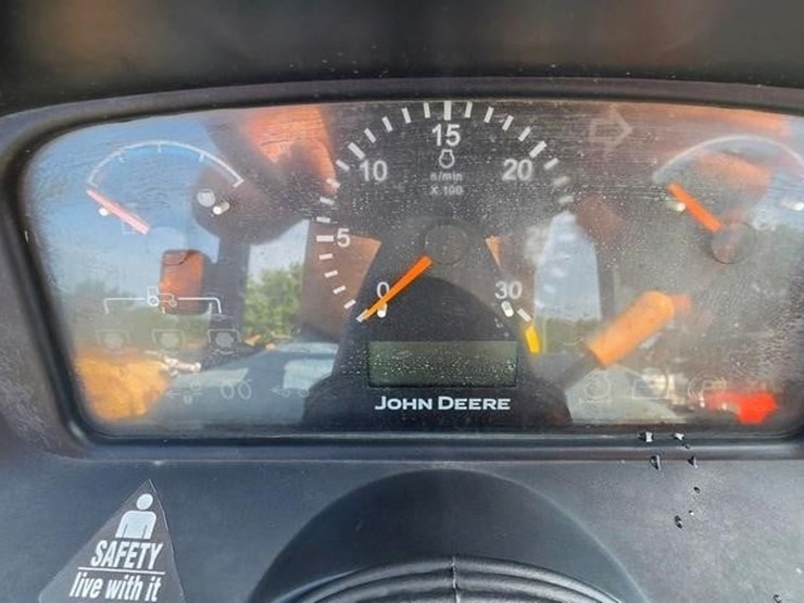 2013-john-deere-3520-image-60