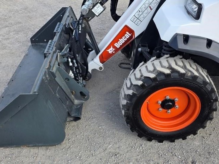 2024-bobcat-toolcat-uw56-image-28