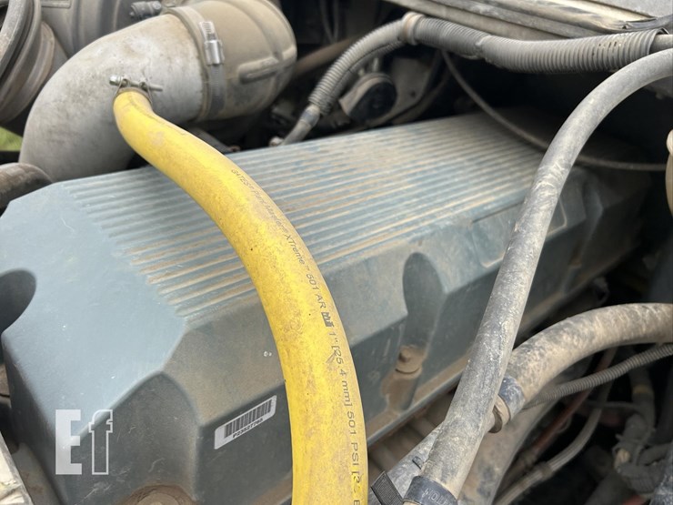 2005-freightliner-columbia-120-image-71