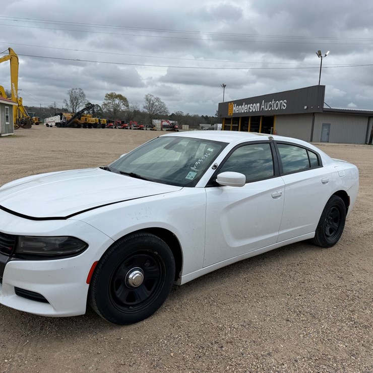 #33586 • 2015 DODGE CHARGER