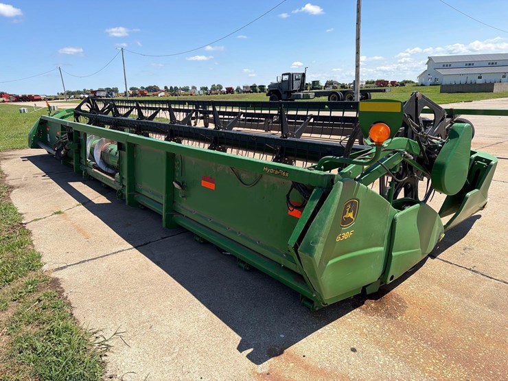 john-deere-630f-image-4