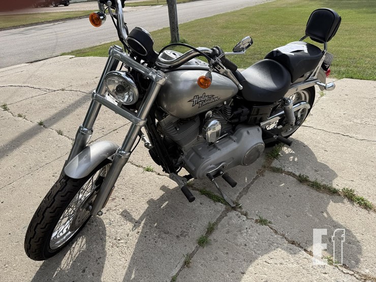 2009-harley-davidson-dyna-super-glide-image-5