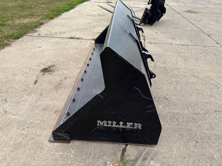 miller-8ft-loader-bucket-image-8
