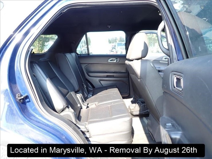 2016-ford-explorer-image-25