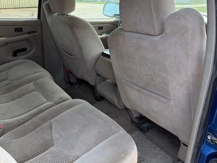 2004-chevrolet-silverado-1500-image-47