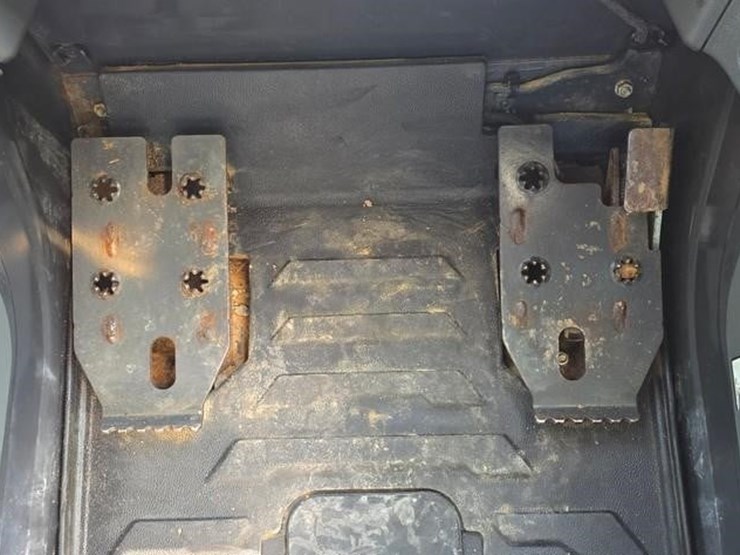 bobcat-t76-image-49