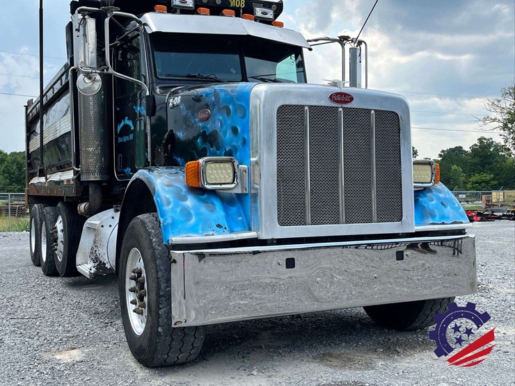 2008-peterbilt-365-image-16