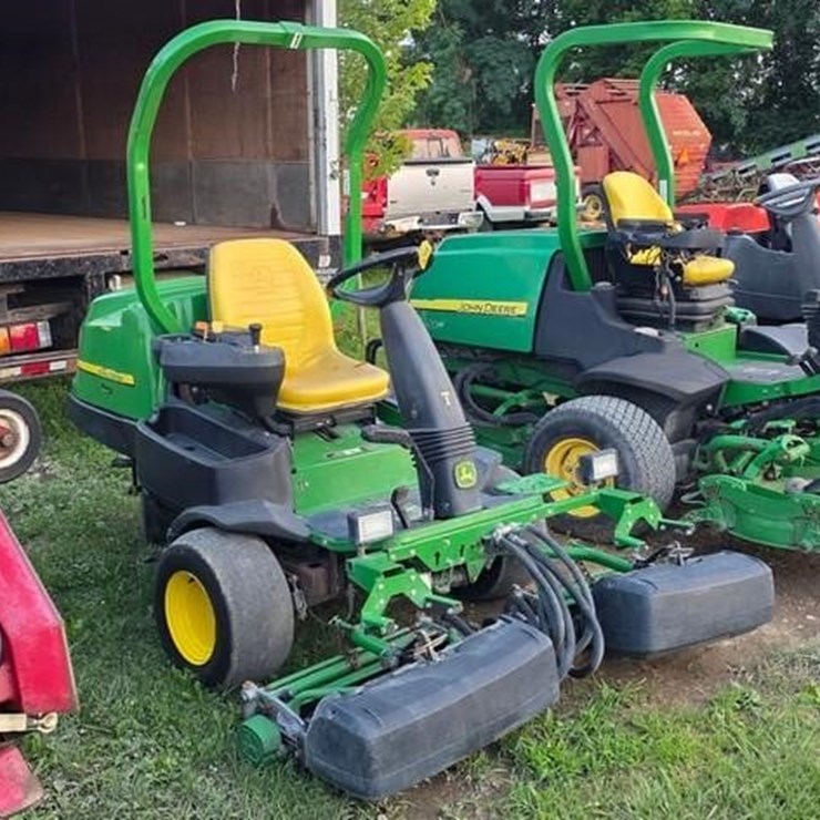 2009 JOHN DEERE 2500B
