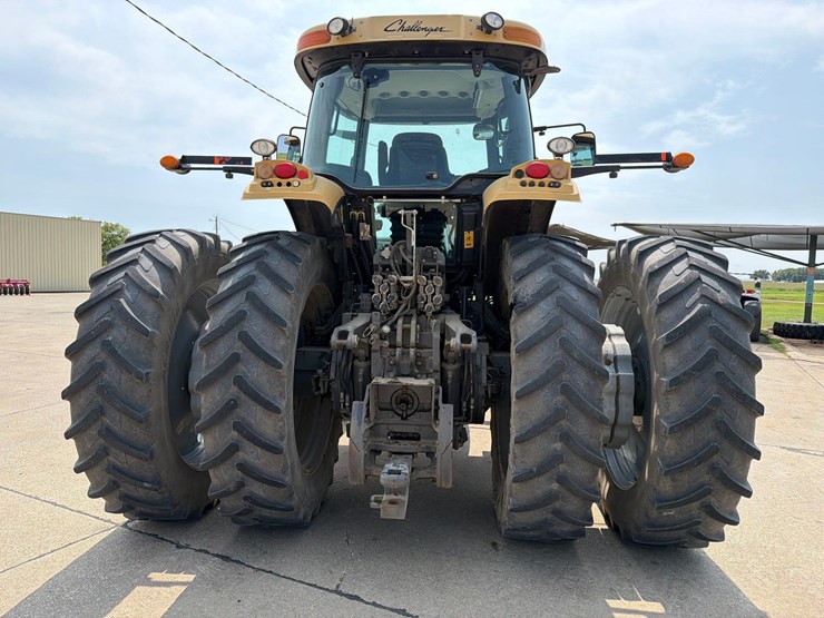 2011-challenger-mt675c-image-5