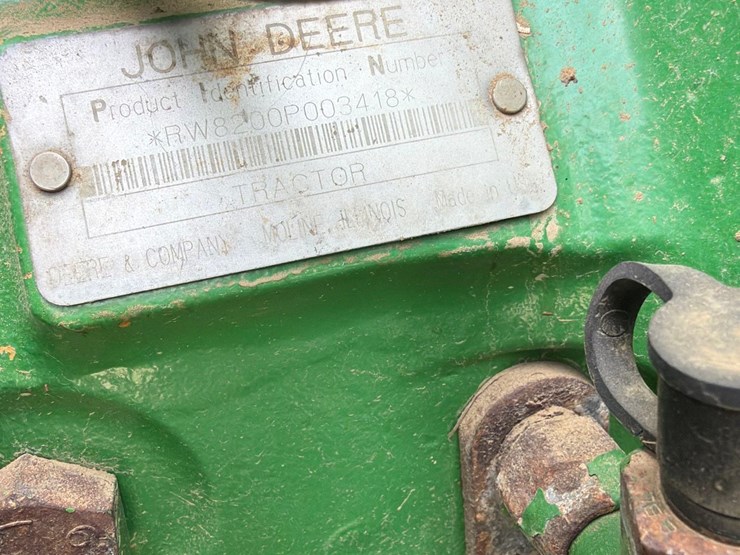 john-deere-8200-image-23