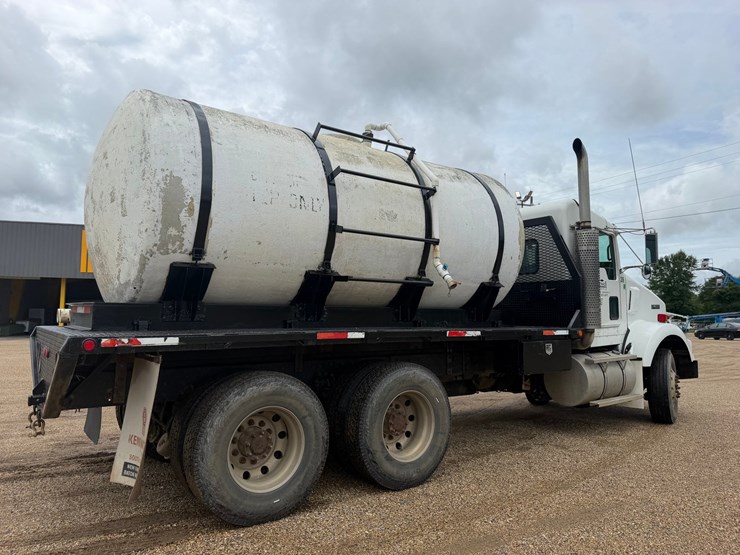 2007-kenworth-t800-image-4