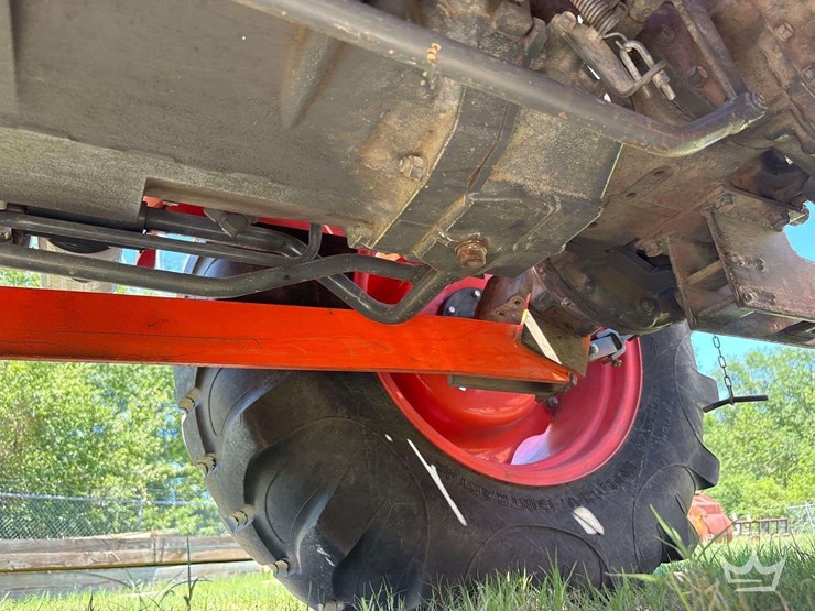 2021-kubota-l4701d-image-34