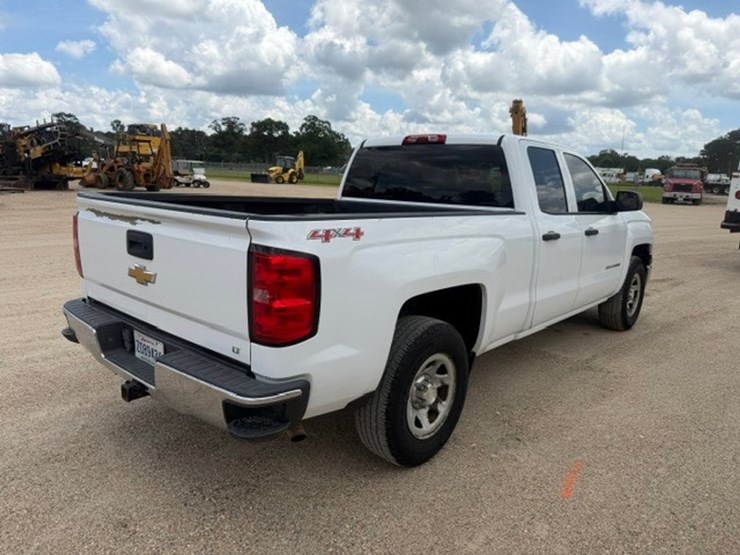 2014-chevrolet-1500-image-3