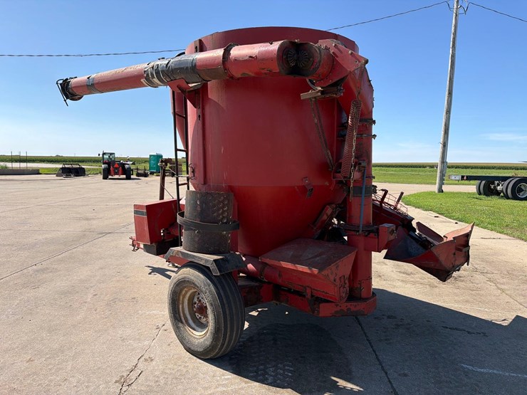 case-ih-1250-image-5