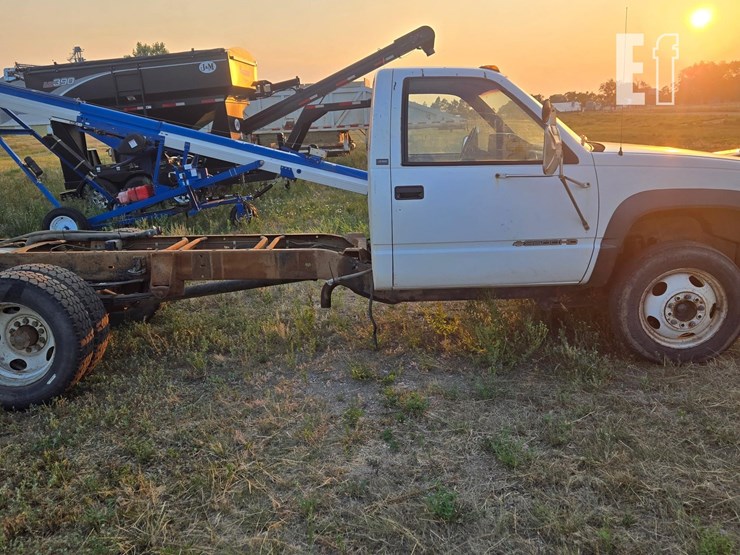 1992-chevrolet-3500hd-image-3