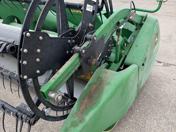 2009-john-deere-635f-image-9