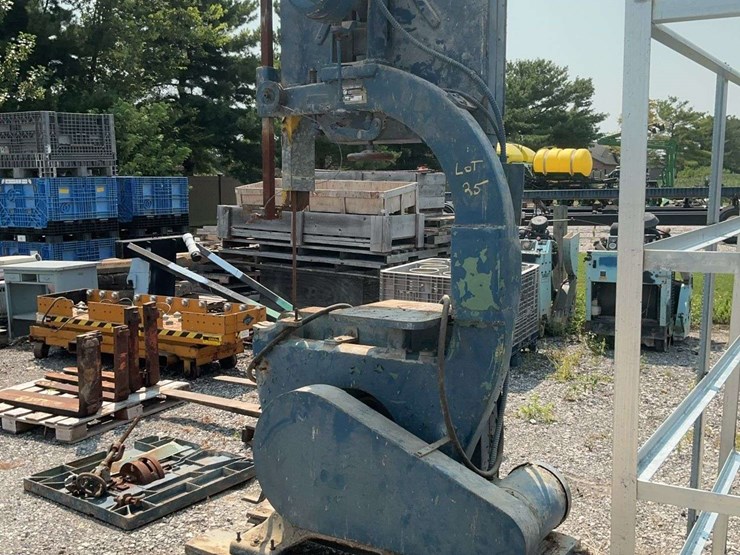 36”-northfield-foundry-&-machine-bandsaw-image-7