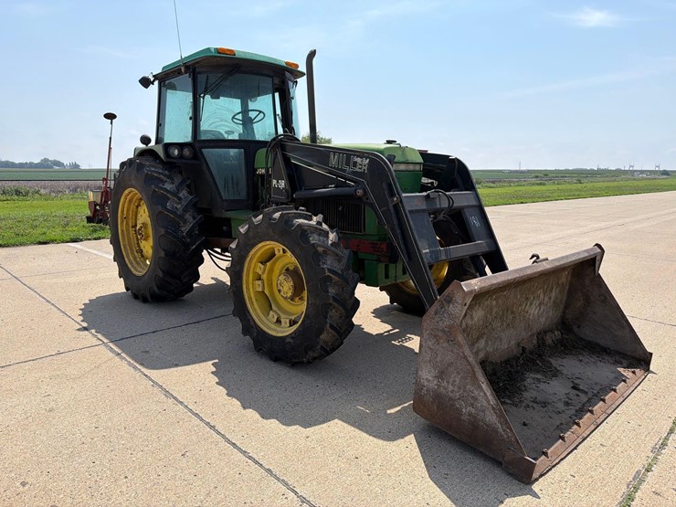 john-deere-3155-image-47