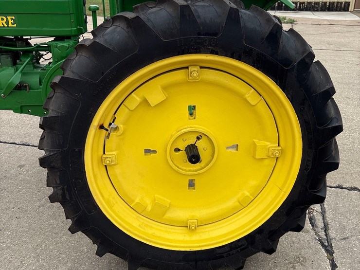john-deere-b-image-19