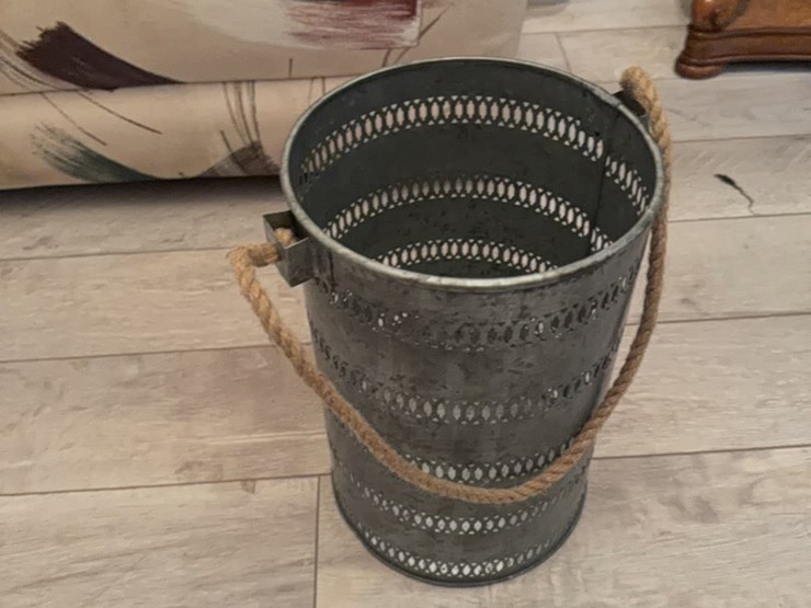 metal-can-with-rope-handle,-unique-image-1