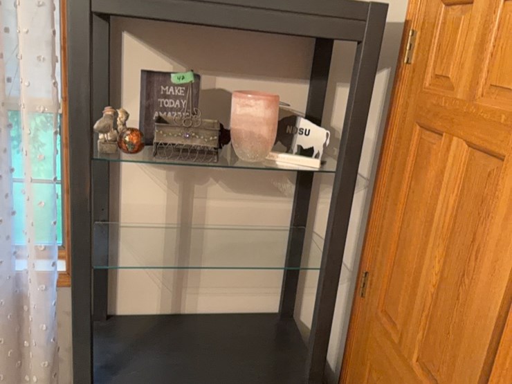 6-foot-shelf,-excellent-quality,-grey,-has-glass-shelves-and-top-light---note:--lot-48-is-an-exact-match-to-this-one.-it-was-decided-to-sell-them-separate.-image-10