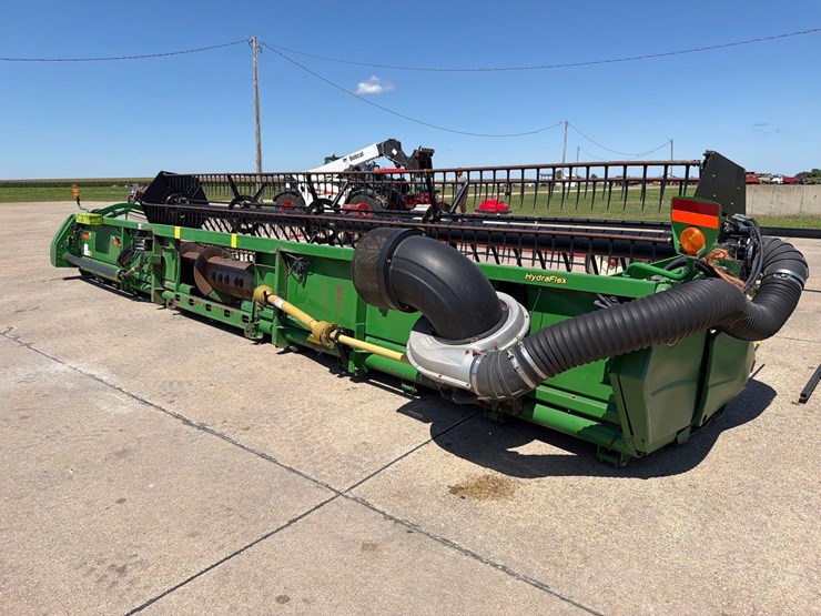 john-deere-630f-image-1