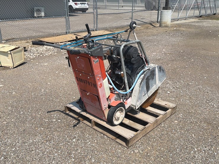 husqvarna-fs524-image-4