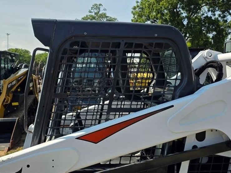 2019-bobcat-t595-image-29