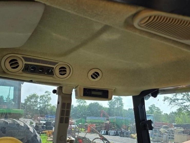 john-deere-5055e-image-54
