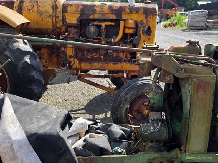 john-deere-tractor-(not-running)-image-6