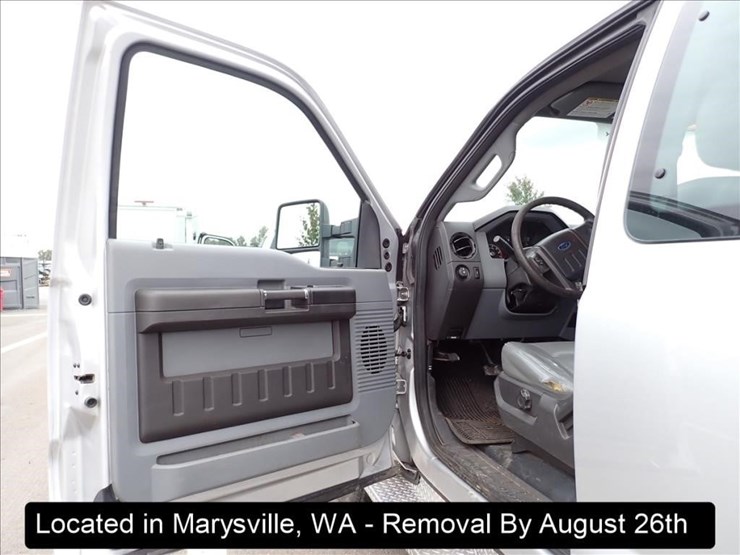 2011-ford-f250-xl-image-7